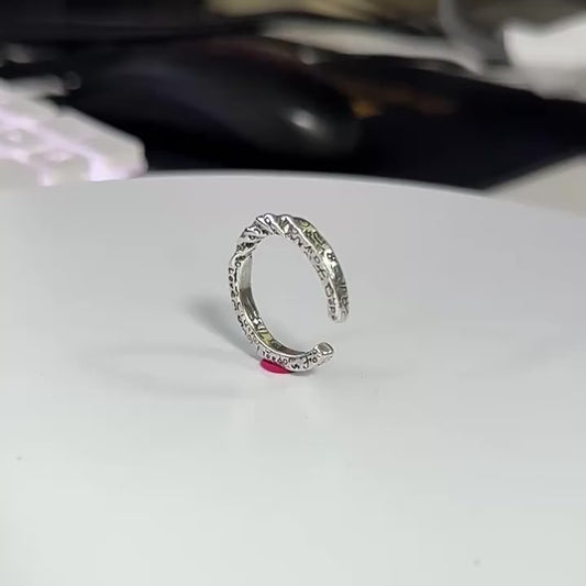 Vintage Thai Silver Twisted Graffiti Ring